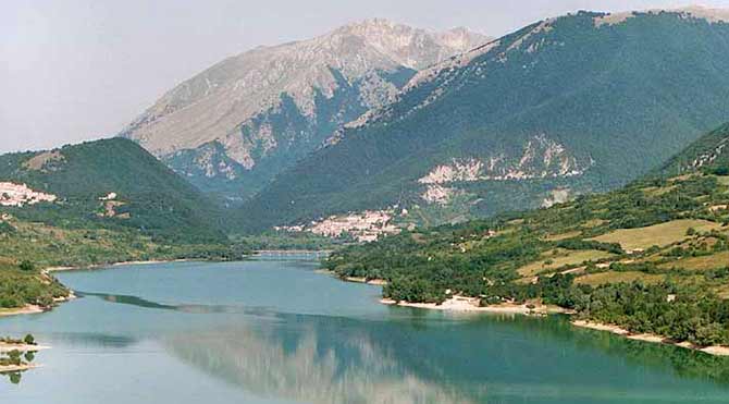 Nationalpark Abruzzen, Latium und Molise