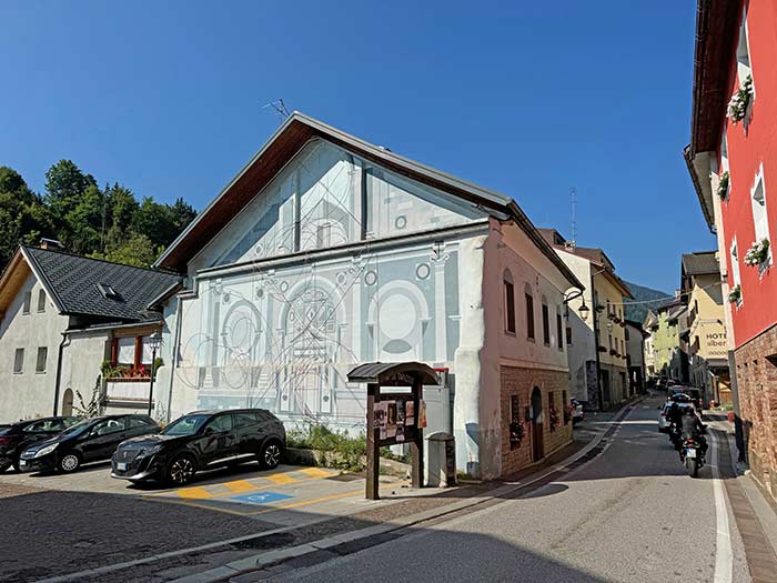 Tarvis - Wandmalerei an Haus