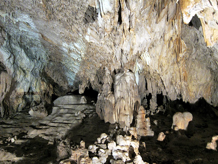 Grotta del Romito Grotta del Romito