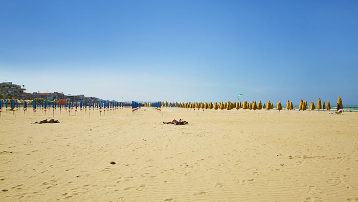 Pescara breiter Sandstrand