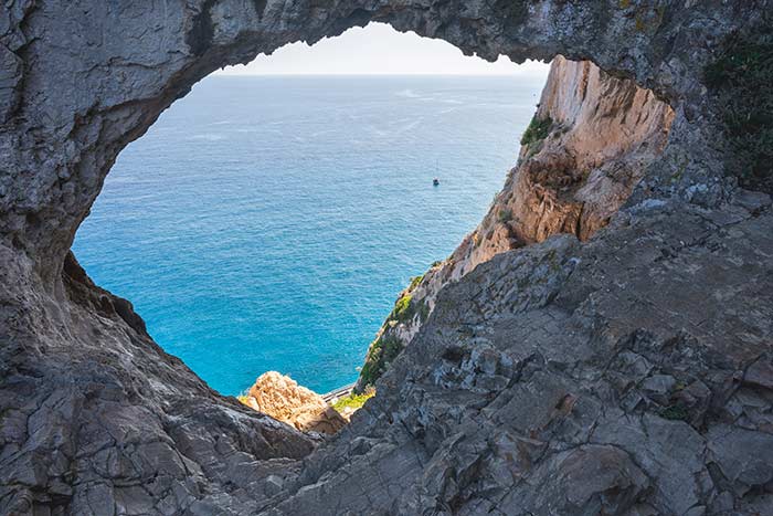 Grotta dei Falsari Wanderziel Varigotti Grotta dei Falsari Wanderziel Varigotti