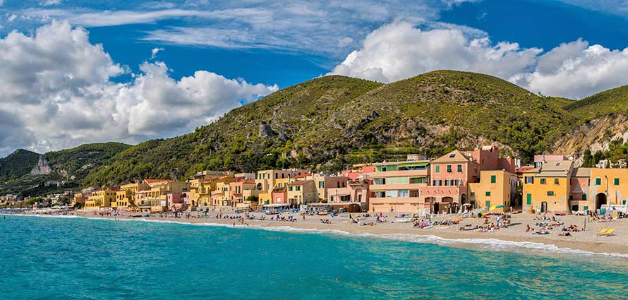Varigotti Urlaub an der Blumenriviera