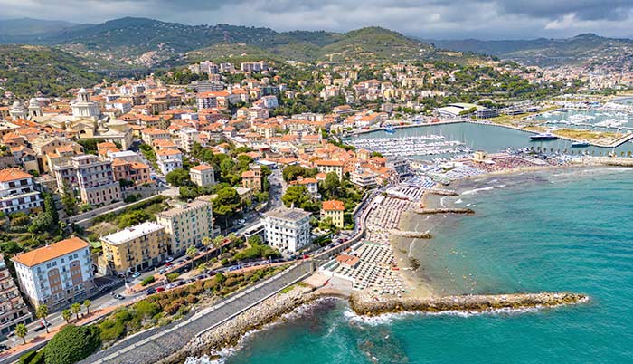 Strand von Porto Maurizio